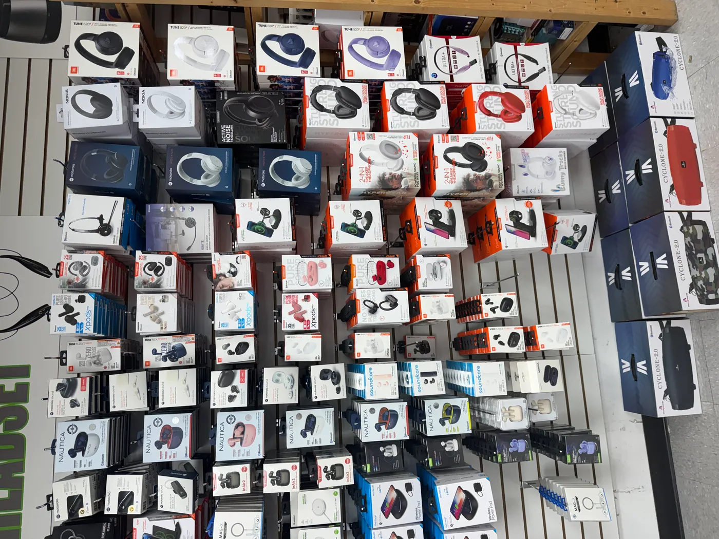 Cell Distributors About USA Cell Inc — Wholesale Accessories Distributor